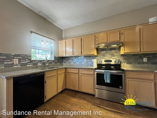 Building Photo - 3 br, 2 bath House - 1191 Saddle Creek Drive