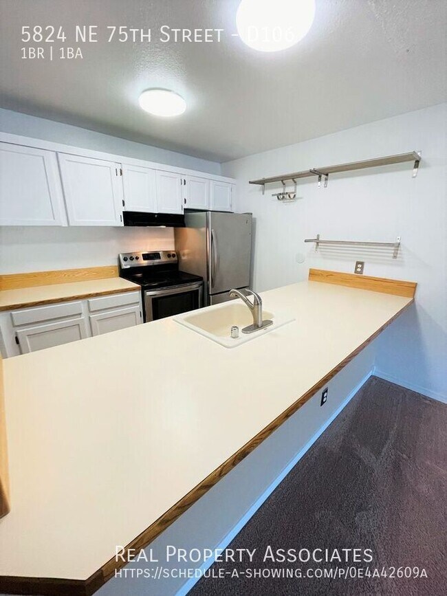 Foto del edificio - 5824 NE 75th St