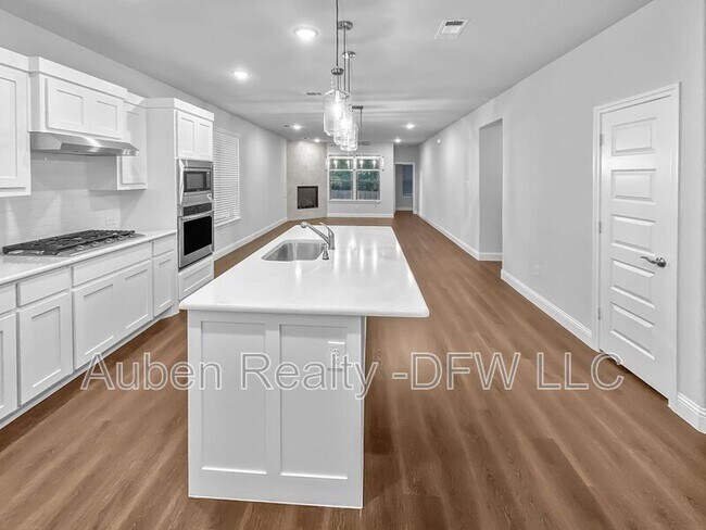 Foto del edificio - 215 Nathan Dr