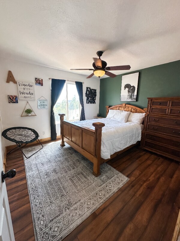 Foto del edificio - 462 E Pine View Dr