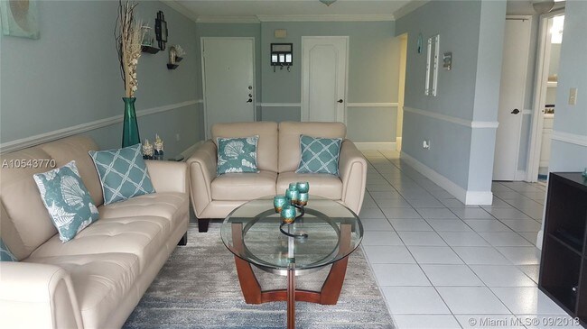 Building Photo - 702 NW 87th Ave