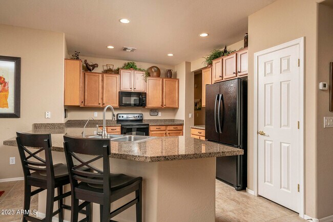 Building Photo - 42872 Ocean Breeze Dr