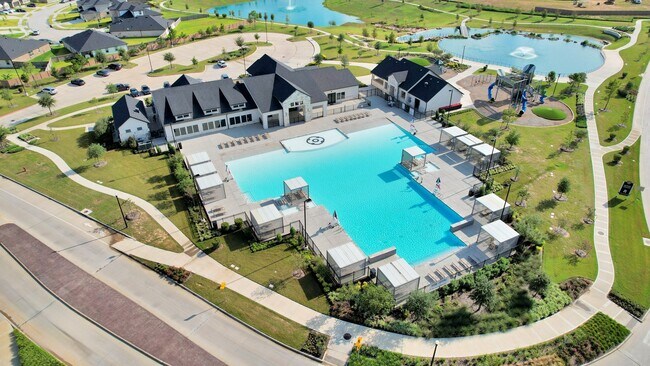 Foto del edificio - 31771 Margaret Woods Ln