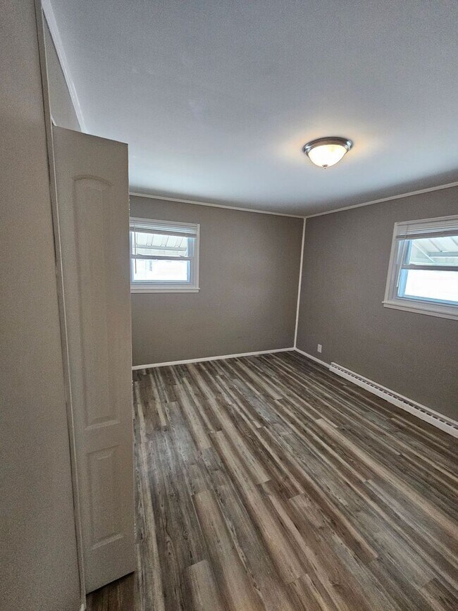 Foto del edificio - Spacious 2 Bedroom