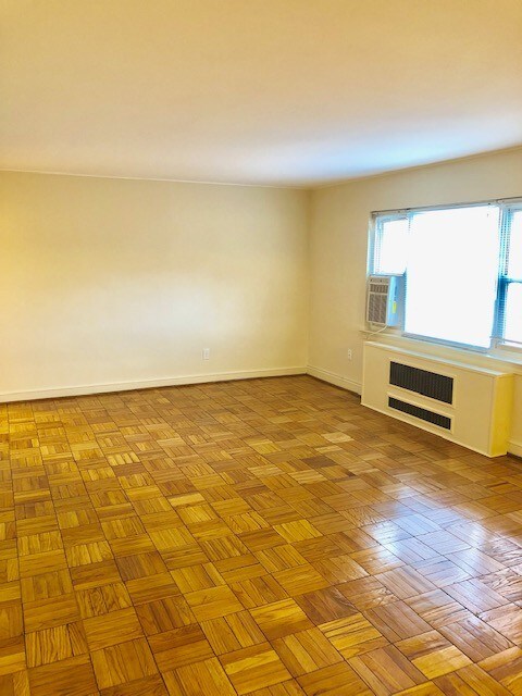 Foto del edificio - Townley Court Apartments