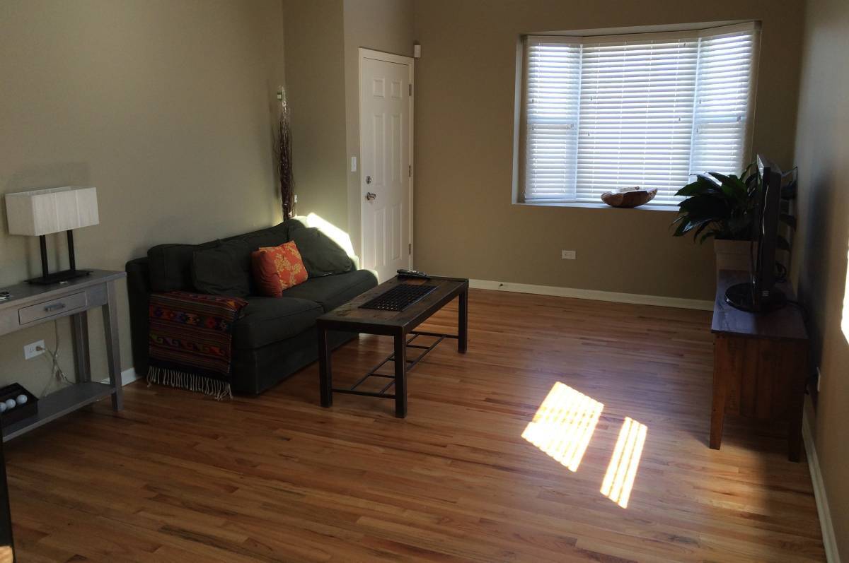 Primary Photo - 514 S Oakley Blvd