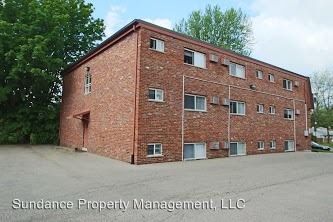 Building Photo - 712 S Poplar St