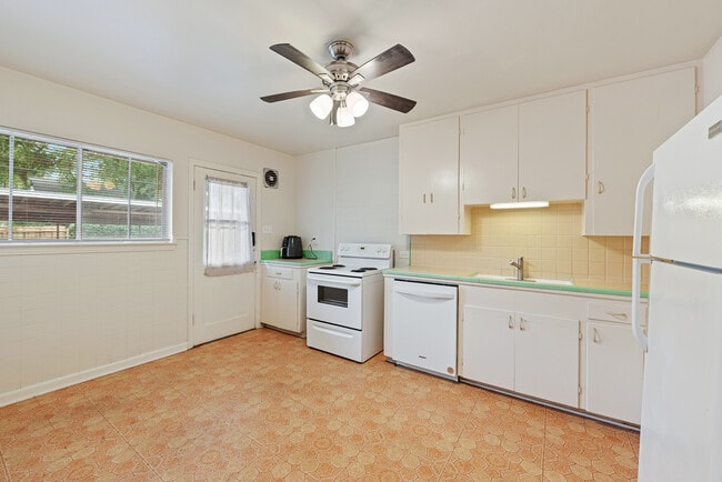 Foto del edificio - 417 W Gramercy Pl