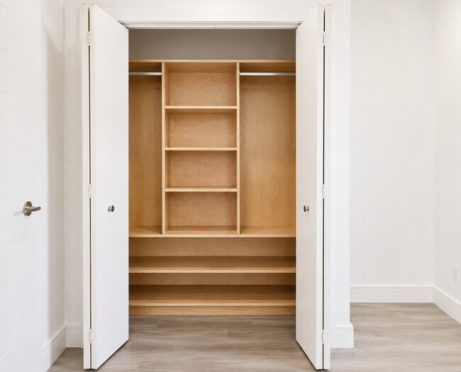 Foto del edificio - 2214 McKinley St