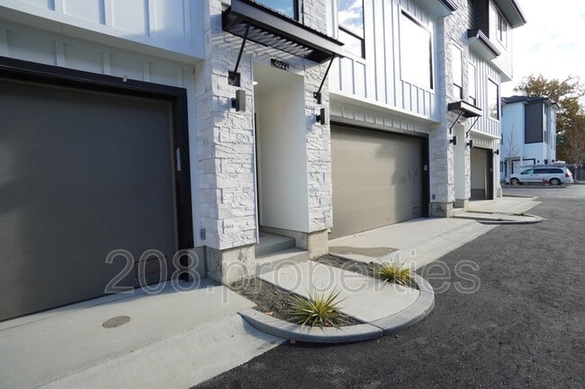 Foto del edificio - 4614 N Iota Ln