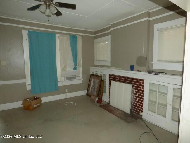 Foto del edificio - 215 Thompson St
