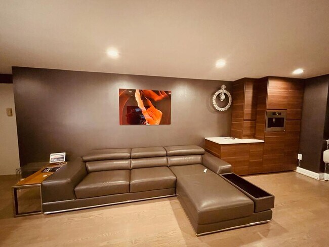Living Room - 205 10th St
