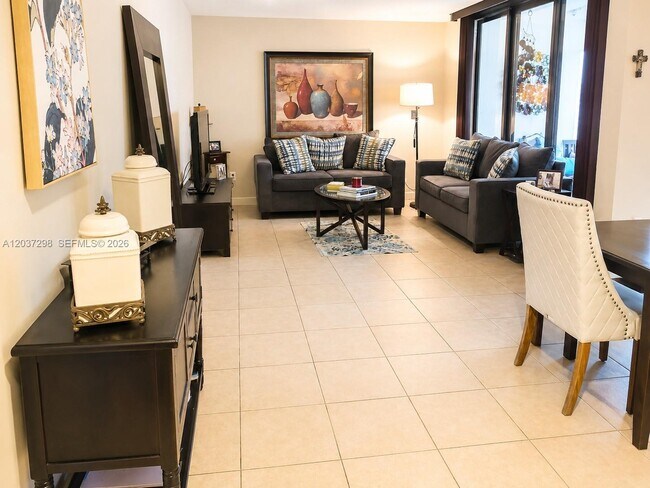 Foto del edificio - 3545 Magellan Cir