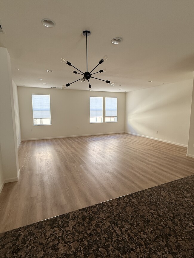 Living and Dining - 677 Luz del Sol Loop