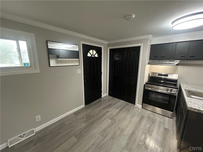 Foto del edificio - 273 N Collingwood Ave