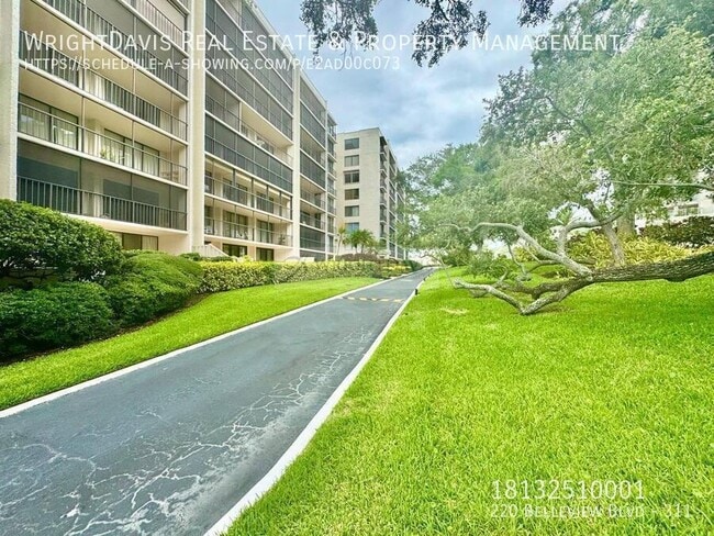 Building Photo - 220 Belleview Blvd