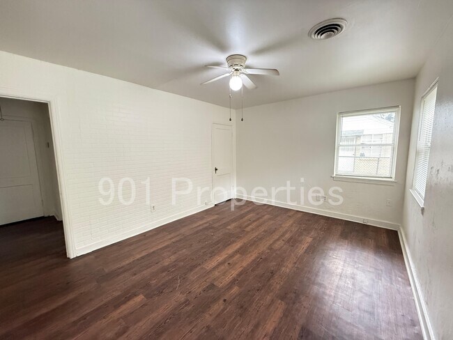 Foto del edificio - 981 Chatwood St