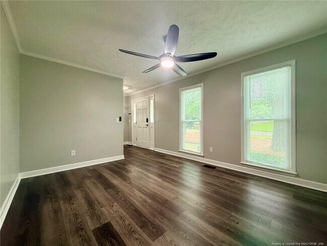 Building Photo - 632 Bromsworth Trail