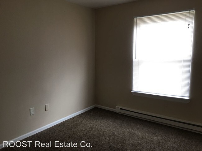 Building Photo - 1400 Hickman Rd