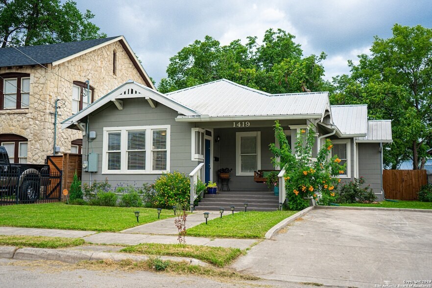 Foto principal - 1419 Nolan St