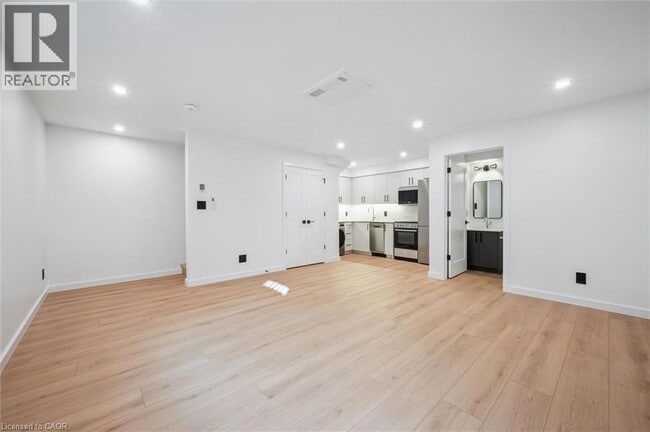 Photo du bâtiment - 66 Union St E