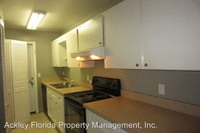 Foto del edificio - 605 Northlake Blvd
