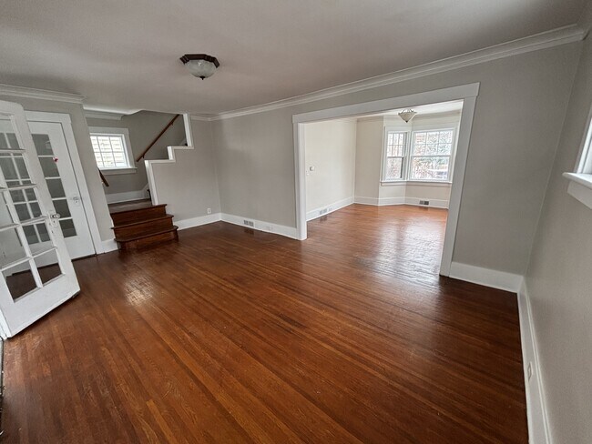 Foto del edificio - 72 Martinot Ave