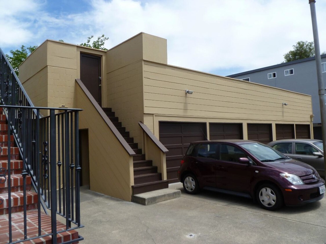 Building Photo - The Donbar Apartments