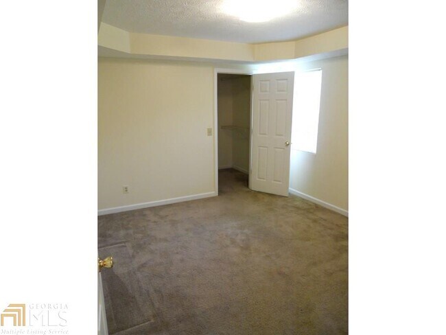 Building Photo - 0 Rock Garden Pl