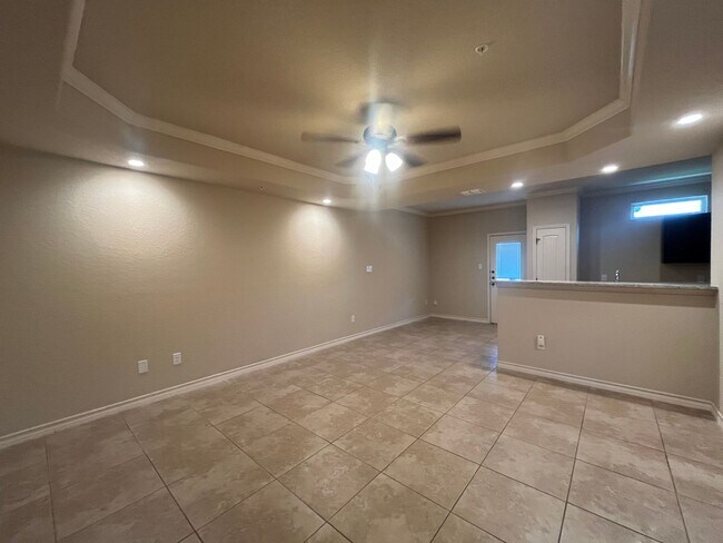 Foto del edificio - 6426 Marcel Way #103, San Antonio, TX. 78233