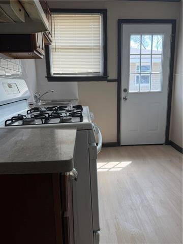 Foto del edificio - 10526 Alan St