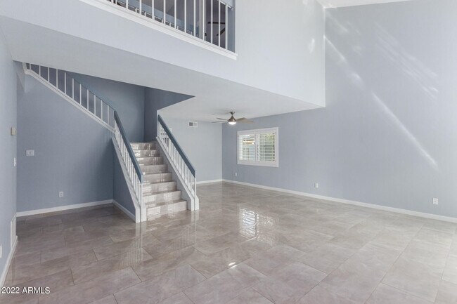 Building Photo - 5432 W Riviera Dr