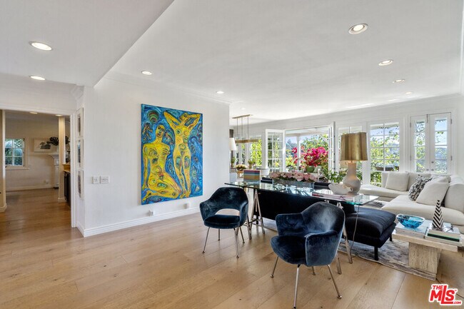 Foto del edificio - 9762 Burnley Pl