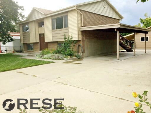 Building Photo - 10554 S Clearview Dr