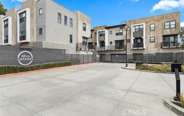 Foto del edificio - 3945 Eagle Rock Blvd