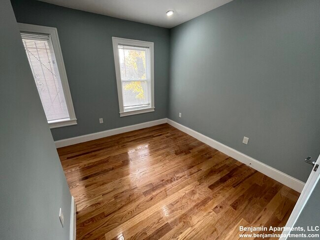 Foto del edificio - 372 Oxford St