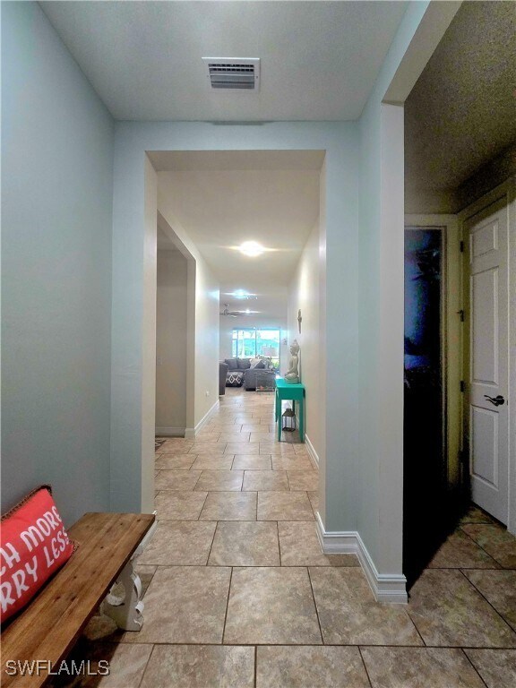 Building Photo - 3401 Acapulco Cir
