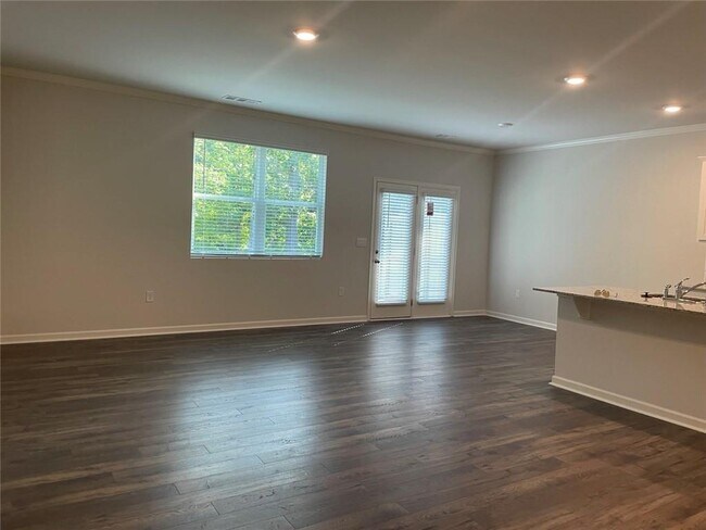 Building Photo - 2202 Blue Monarch Dr