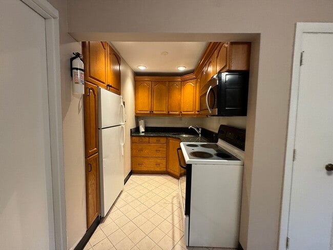 Foto del edificio - 29 Arlington Rd