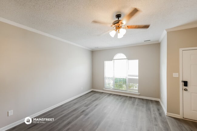 Building Photo - 4035 Saddle Run Cir