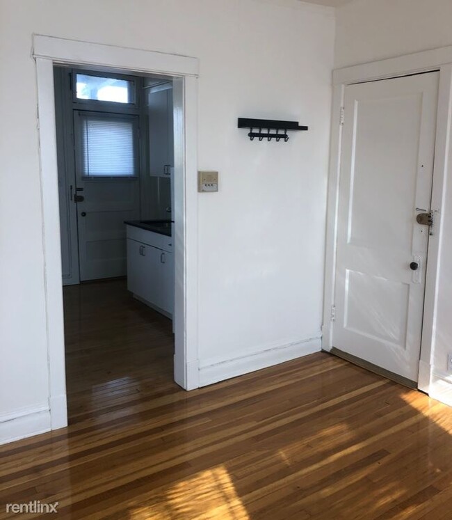 Foto del edificio - 5220 N Wolcott Ave