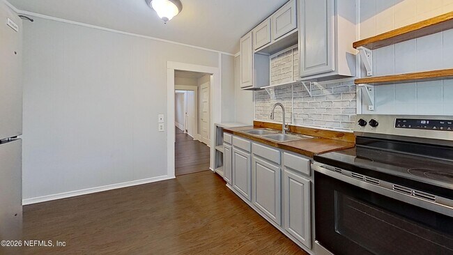 Foto del edificio - 1513 Palm Ave