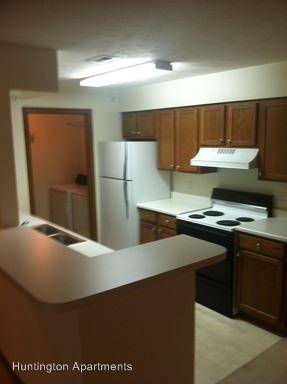 Primary Photo - 112 E Glenmore Dr