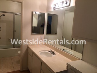 Building Photo - 1635 Brockton Ave