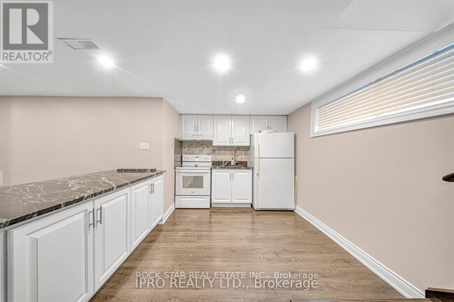 Photo du bâtiment - 126 W 26th St