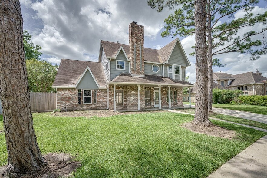 Foto del edificio - 2287 Woodland Springs St