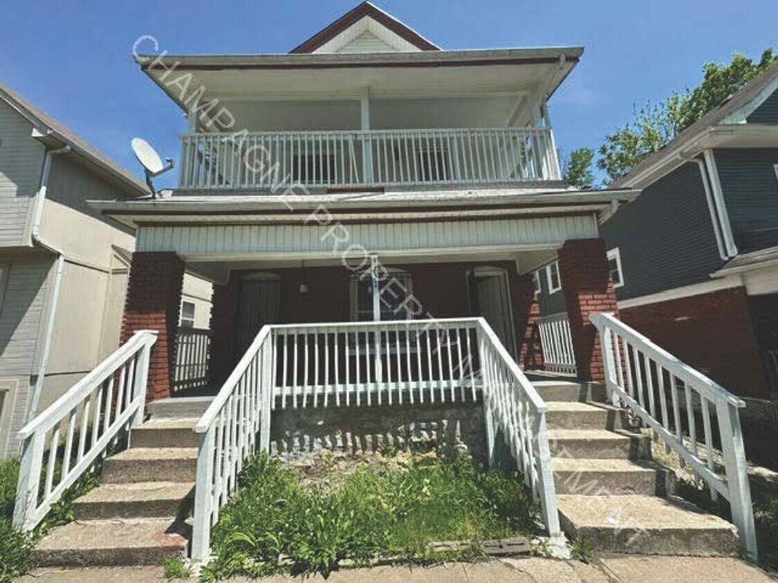 Primary Photo - 3231 Park Ave