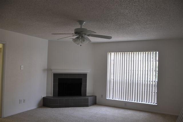 Foto del edificio - 5630 Spring Valley Rd