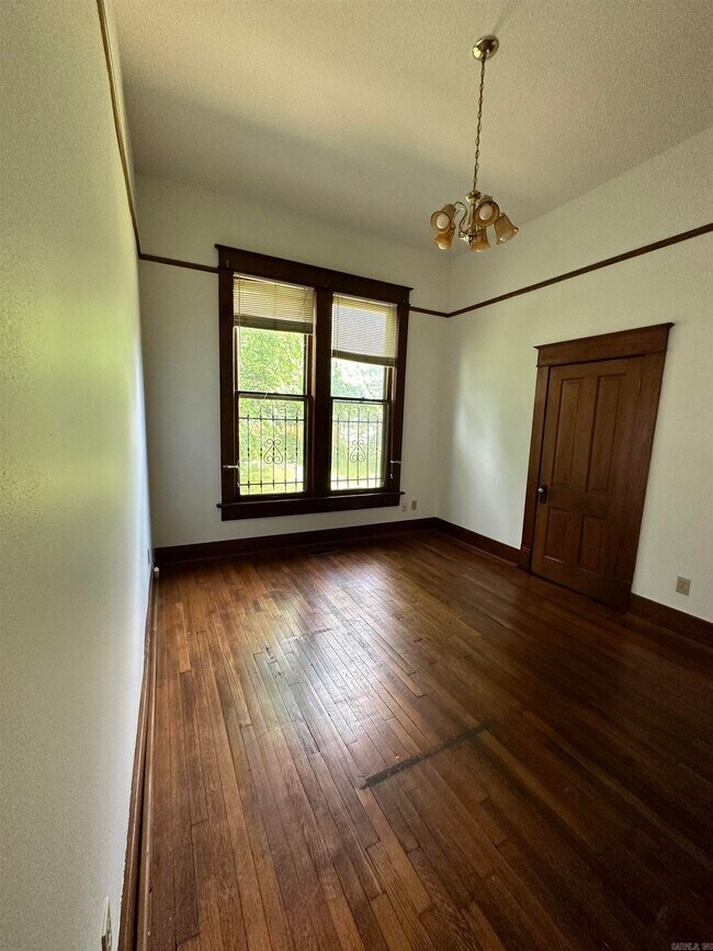 Foto del edificio - 2318 S Gaines St