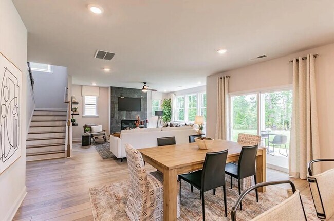 Building Photo - 3909 Arrowfeather Ct